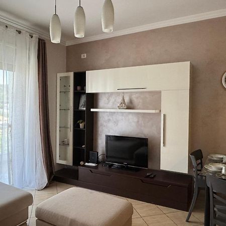 Elegant Apartment In Lungomare - N 23 Vlorë 外观 照片