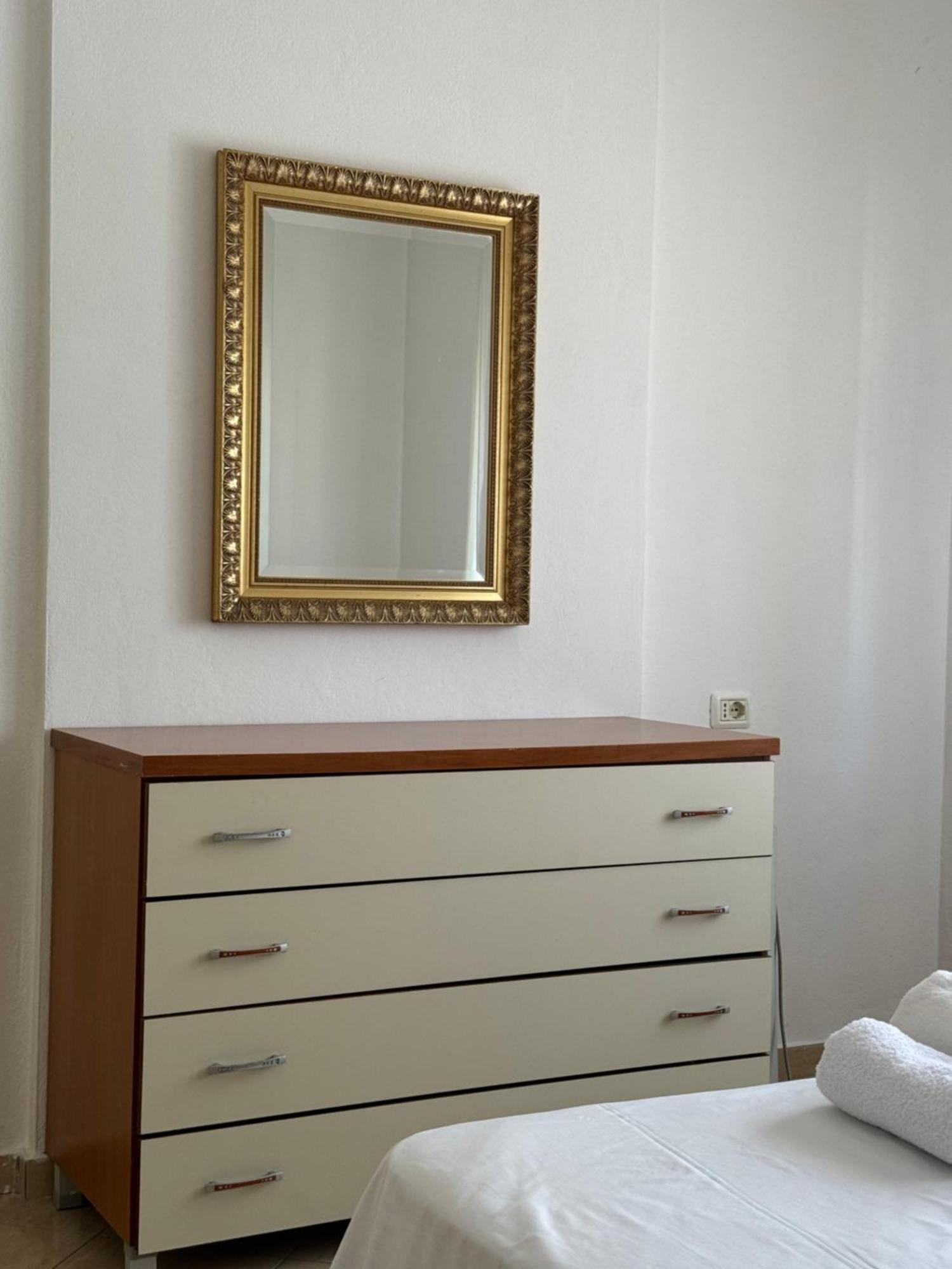 Elegant Apartment In Lungomare - N 23 Vlorë 外观 照片